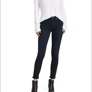 Paige denim Hoxton Ultra Skinny dark blue jean. No rips tears or stains